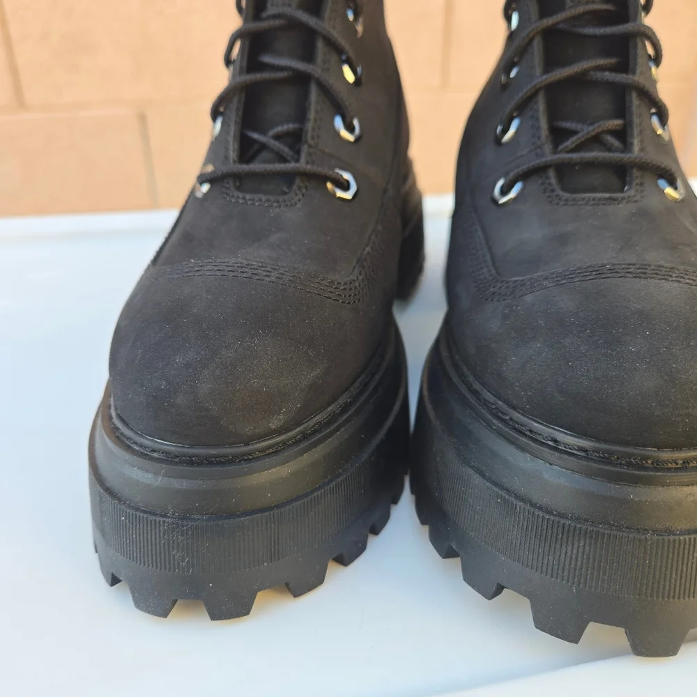 Timberland Sky Boots - Picture 9 of 15